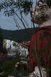 Trois Gemmes: Budha; Près de Mawlamyaing