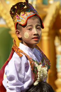 Rites et traditions: la fête de Shin Pyu